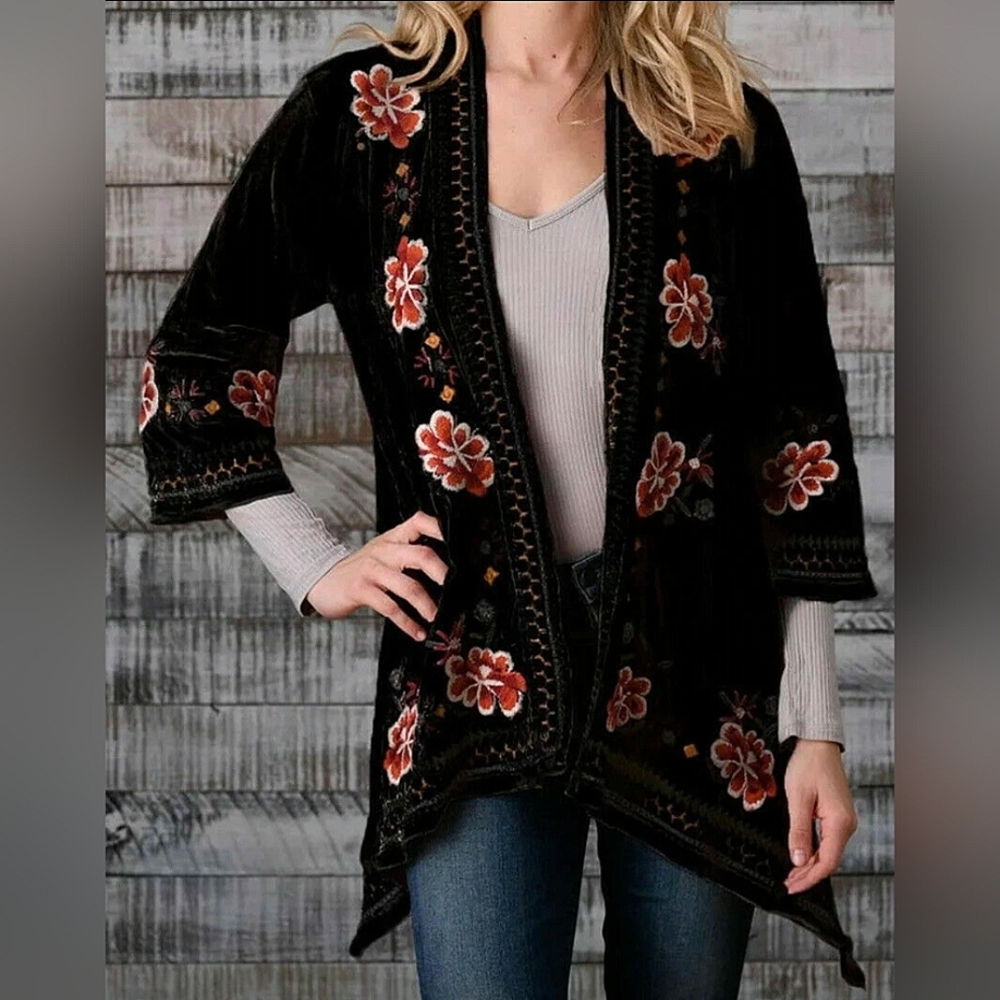 Paparazzi Florencia Velvet Floral Embroidered Cardigan Medium New With Tags